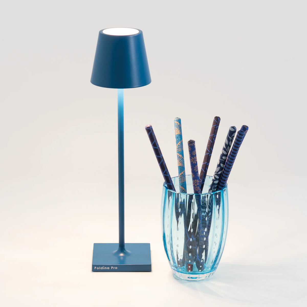 Zafferano Poldina micro stolna lampa