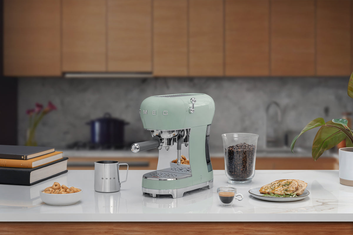 Smeg ECF02PGEU