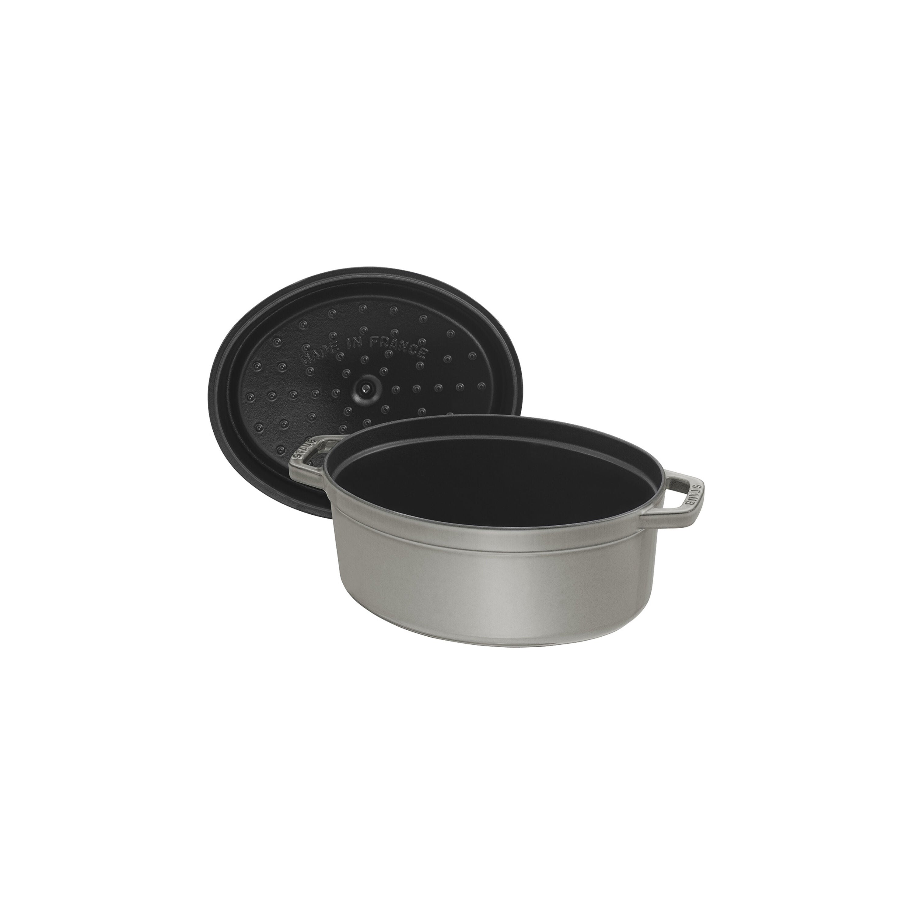 Staub Cocotte | oval | cast iron